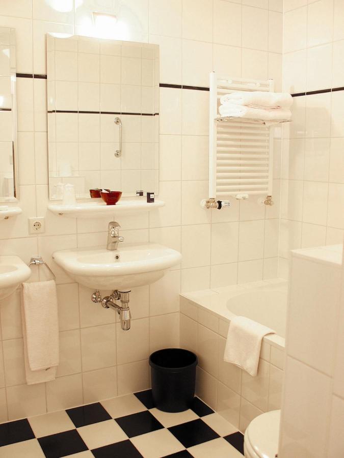 Hotel Boer Goossens Den Dungen Εξωτερικό φωτογραφία